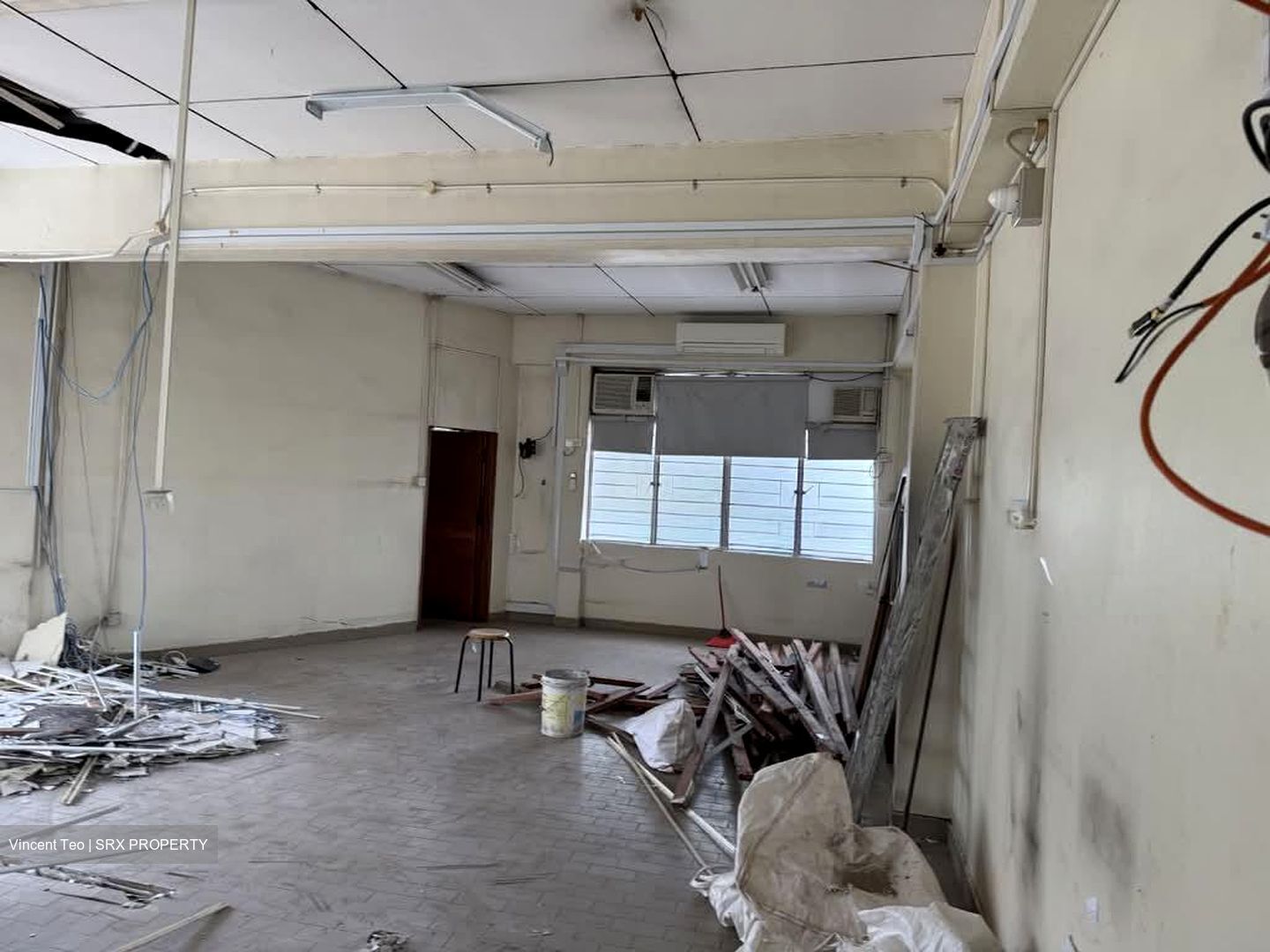 Jalan Senang (D14), Factory #528576371